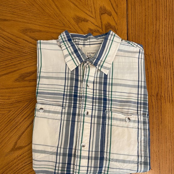 Old Navy Checked Shirt button up Men Sz XL slightly used - Picture 6 of 6